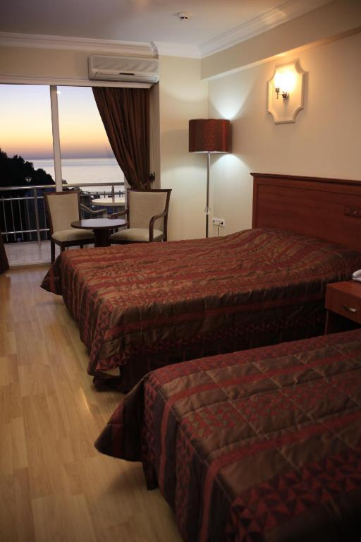 Dogalya Hotel Mudanya Kamer foto