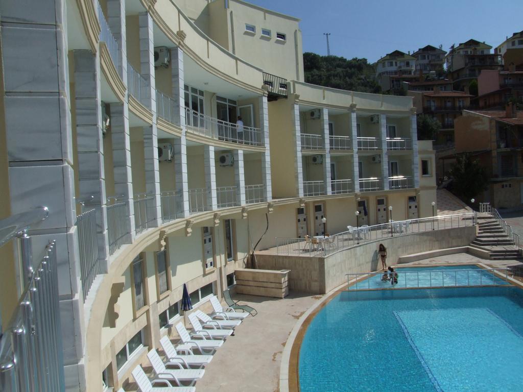 Dogalya Hotel Mudanya Buitenkant foto