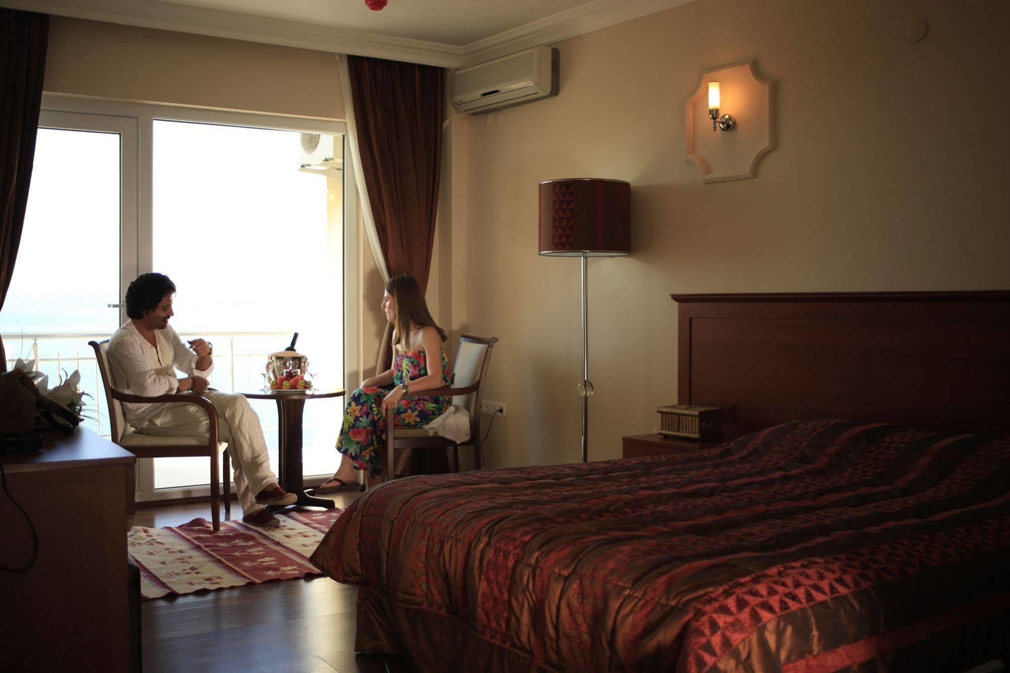 Dogalya Hotel Mudanya Buitenkant foto
